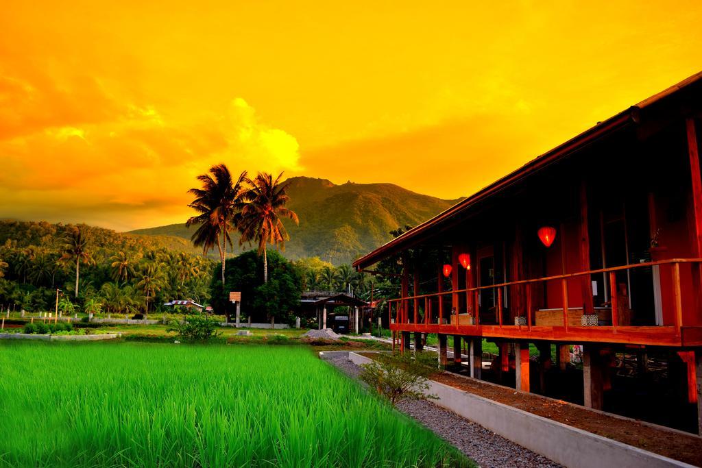 Guerrera Rice Paddy Villas Mambajao Exterior photo